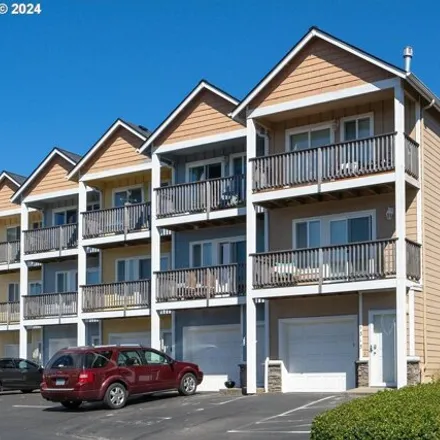 Buy this 2 bed condo on 1309 Northwest 14th Street in Lincoln City, OR 97367