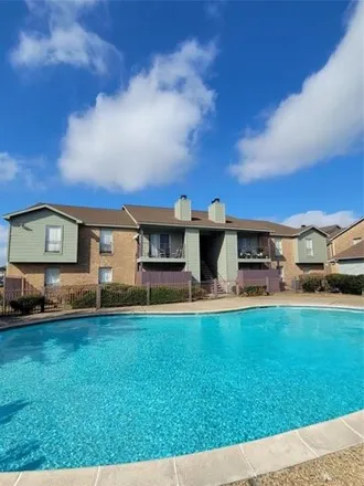 Rent this 3 bed condo on 9598 Deering Drive in Houston, TX 77036