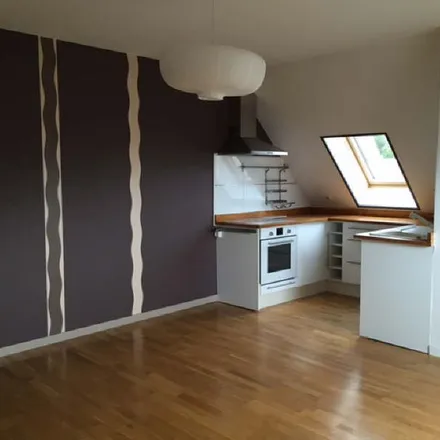Rent this 2 bed apartment on 50 bis Rue d'Herblay in 95150 Taverny, France