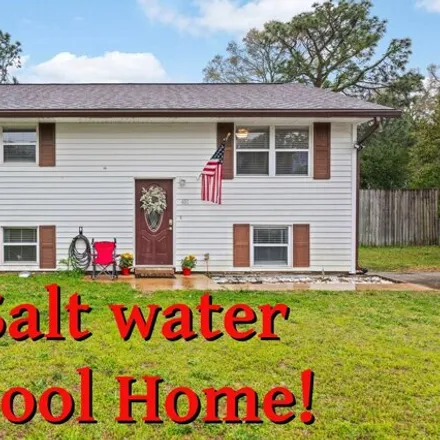 Buy this 4 bed house on 401 Glendale Avenue in Valparaiso, Okaloosa County