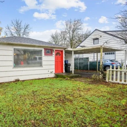 Buy this 2 bed house on 6413 Southeast May Street in Milwaukie, OR 97222