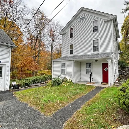 Rent this 2 bed townhouse on 41 Sawmill Road in Candlewood Corner, New Fairfield