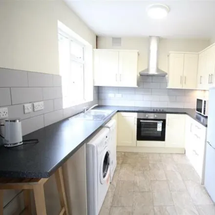 Rent this 6 bed duplex on 32 Welby Avenue in Nottingham, NG7 1QL