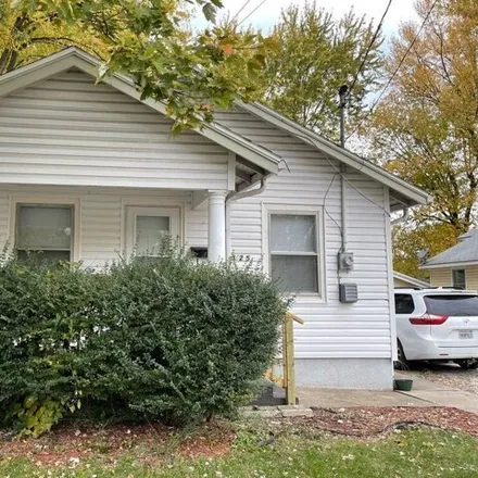 Buy this 2 bed house on 1343 North Kansas Expressway in Springfield, MO 65802