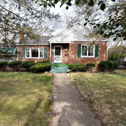 Buy this 3 bed house on 646 Beech Avenue in Laurel Springs, Lindenwold