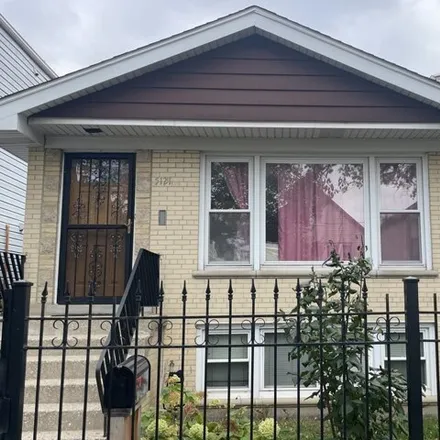 Buy this 3 bed house on 5121 South Rockwell Street in Chicago, IL 60629