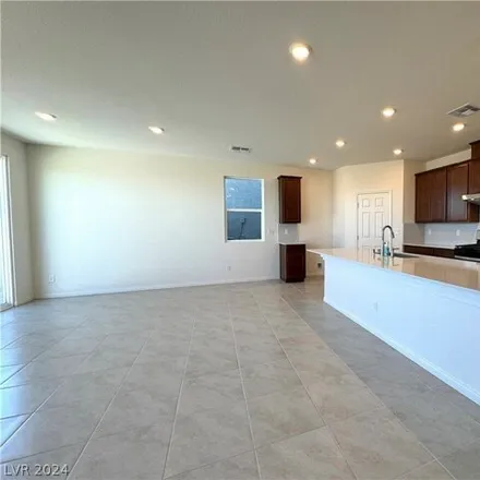 Image 4 - 6943 Dandelion Park Ave, Las Vegas, Nevada, 89113 - House for rent