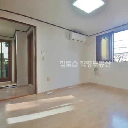 Rent this 2 bed apartment on 서울특별시 관악구 봉천동 1588-17