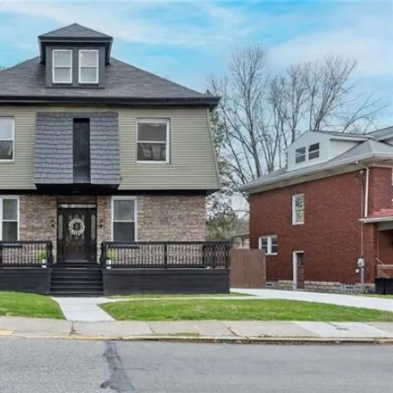 Buy this 5 bed house on 139 Lincoln Avenue in Bellevue, Allegheny County