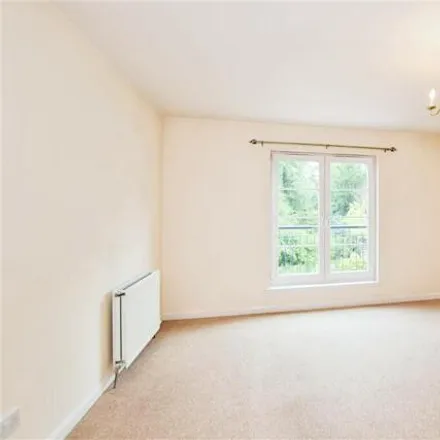 Image 3 - Cleeve Park, Perth, PH1 1GY, United Kingdom - Apartment for sale