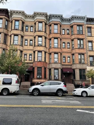 Image 1 - 464 60th Street, New York, NY 11220, USA - Townhouse for sale