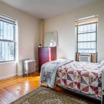Image 2 - 970 Eastern Pkwy, Brooklyn, NY 11213, USA - Room for rent