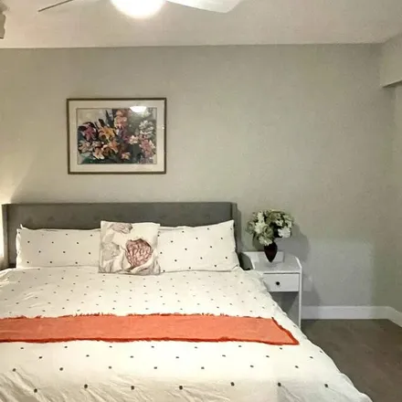 Image 7 - Surrey, BC V3R 2G5, Canada - Apartment for rent