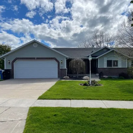 Buy this 5 bed house on 198 600 North in Mendon, Cache County
