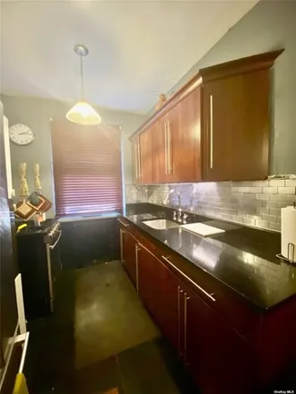 Image 6 - 50 Lefferts Avenue, New York, NY 11225, USA - Apartment for sale