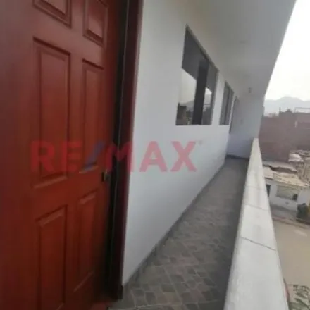 Rent this 2 bed apartment on Calle 45 in Los Olivos, Lima Metropolitan Area 15306