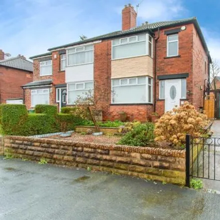 Buy this 3 bed duplex on Kirkdale Crescent in Leeds, LS12 6AS