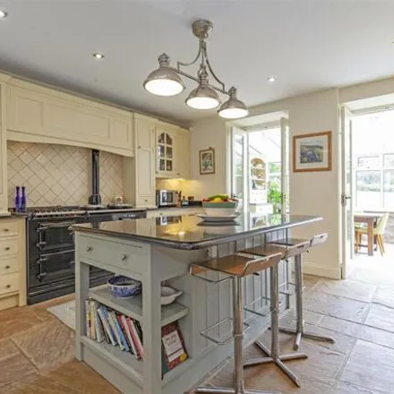 Image 2 - Springwell Cottage, Pinfold Hill, Calver Sough, S32 3YL, United Kingdom - House for sale