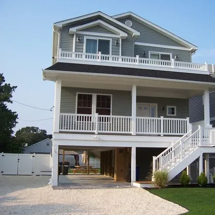 Rent this 4 bed house on 313 Central Avenue in Point Pleasant Beach, NJ 08742