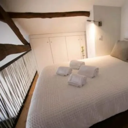 Rent this 1 bed apartment on Alma Porto Hostel in Rua do Bonfim 305B, 4300-070 Porto
