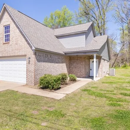 Buy this 3 bed house on 116 Blackhawk Cove in Munford, TN 38058