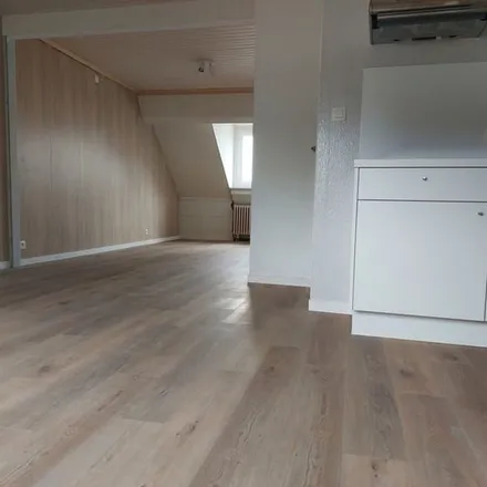 Rent this 1 bed apartment on Harelbeeksestraat 25 in 8500 Kortrijk, Belgium