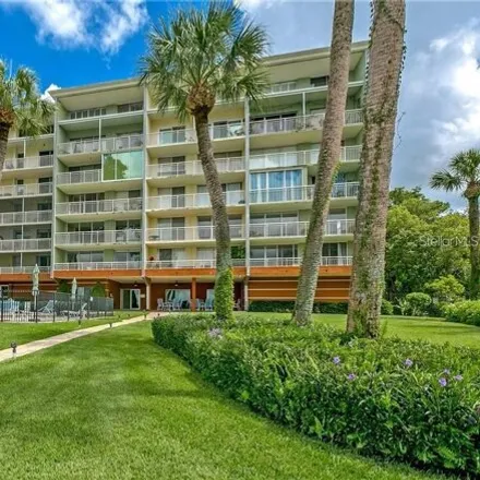 Rent this 2 bed condo on 690 Osceola Avenue in Winter Park, FL 32789