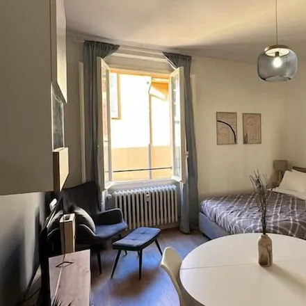 Rent this studio apartment on Via dell'Unione 15