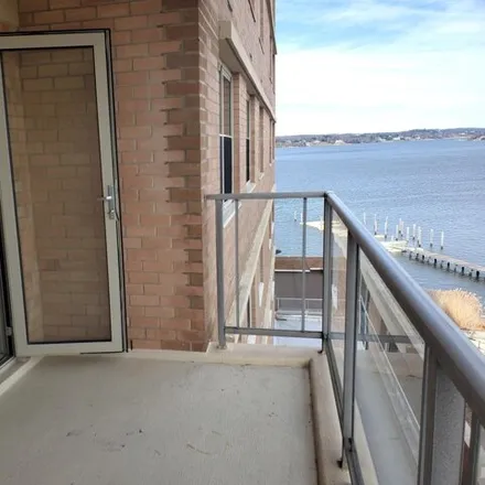 Image 9 - Riverview Towers, Riverside Avenue, Red Bank, NJ 07701, USA - Condo for rent