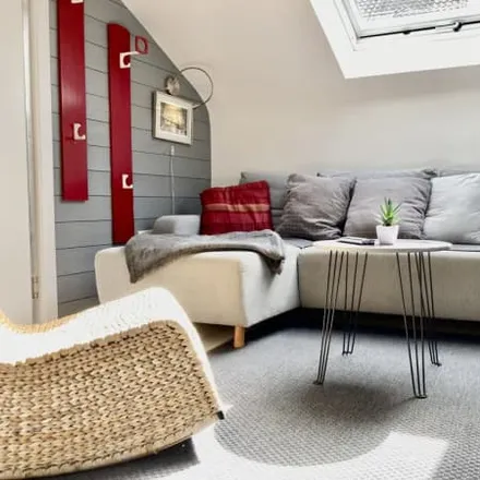 Rent this 4 bed apartment on Bismarckstraße 44 in 66121 Saarbrücken, Germany