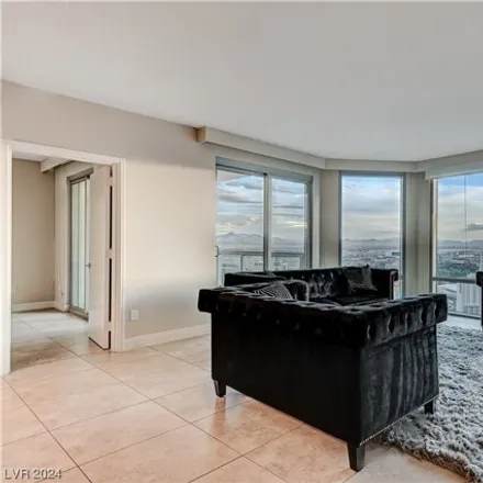 Image 9 - Turnberry Towers Tower II, Karen Avenue, Winchester, NV 89169, USA - House for sale