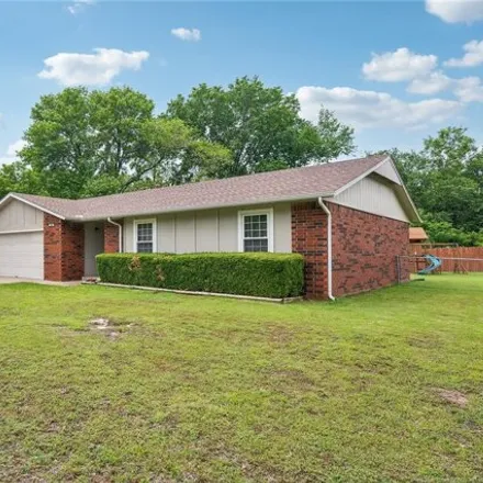 Image 2 - 622 East Waco Street, Broken Arrow, OK 74011, USA - House for sale