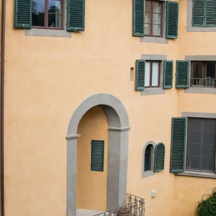 Image 3 - Via dei Guicciardini, 15 R, 50125 Florence FI, Italy - Apartment for rent