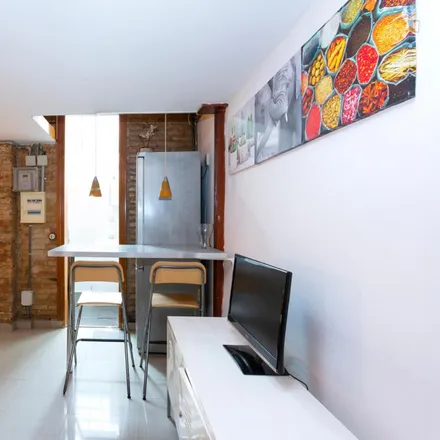 Image 9 - Carrer de Provença, 489;491, 08001 Barcelona, Spain - Apartment for rent