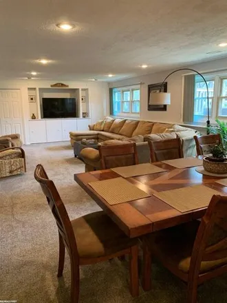 Image 3 - 47141 Mission Valley Drive East, Macomb Township, MI 48042, USA - Condo for sale