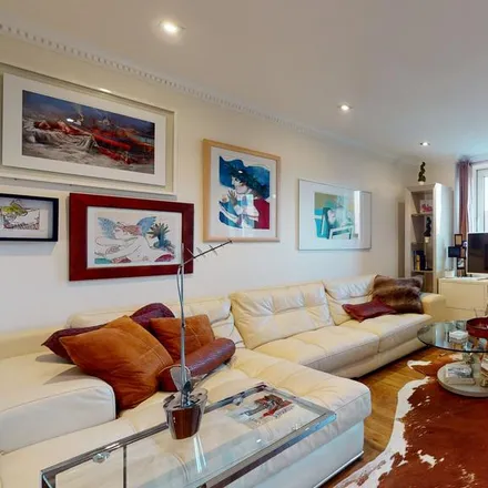 Rent this 2 bed apartment on 1 Hayes Place in London, NW1 6TU