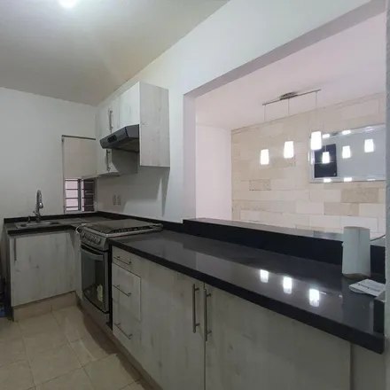 Buy this studio apartment on Calle Anillo Vial Fray Junípero Serra in Delegación Epigmenio González, 76146