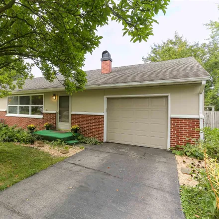 Image 4 - 1917 Indian Trail Drive, Happy Hollow Heights, West Lafayette, IN 47906, USA - House for sale