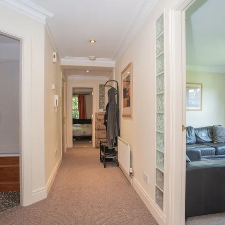 Rent this 2 bed apartment on Marlborough Park North in Belfast, BT9 6SJ