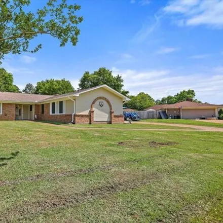 Image 2 - 632 Bruin Avenue, Pearl, MS 39208, USA - House for sale