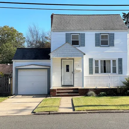 Buy this 3 bed house on 4 Outlook Avenue in Woodbridge Township, NJ 07067