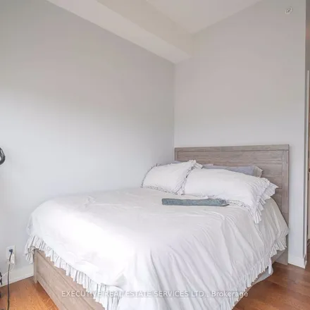 Rent this 2 bed apartment on Mimico Creek Dental in 2198 Lake Shore Boulevard West, Toronto