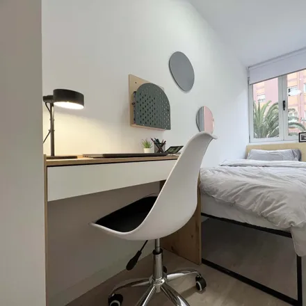 Rent this 5 bed room on Calle de San Dacio in 15, 28034 Madrid