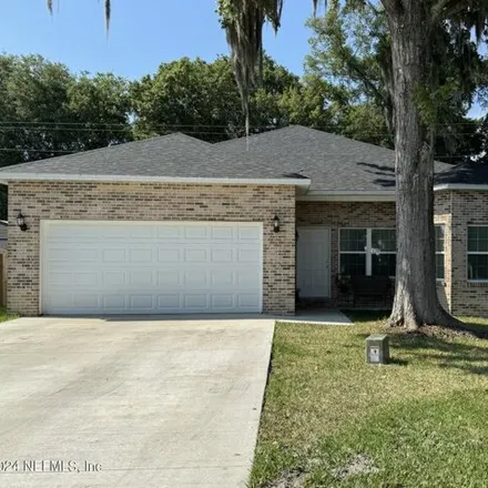 Buy this 3 bed house on 6199 1st Manor West in Palatka, FL 32177