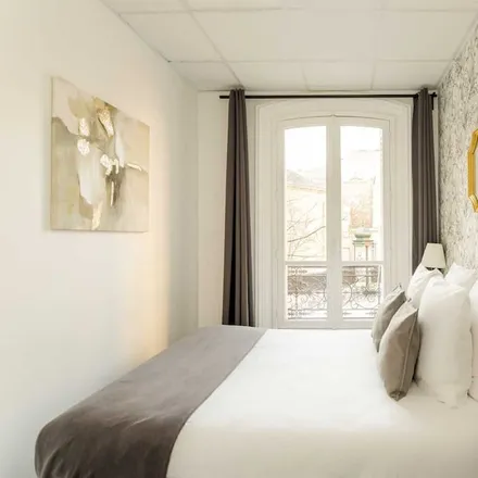 Image 4 - Paris, Ile-de-France, France - Apartment for rent