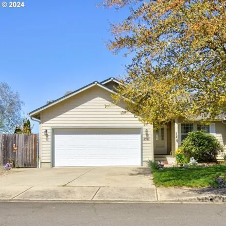 Buy this 3 bed house on 2541 Golfview Avenue in Sutherlin, Douglas County