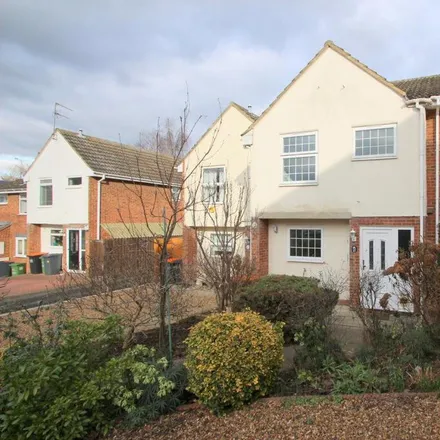 Rent this 2 bed house on Kendal Gardens in Linslade, LU7 2QZ