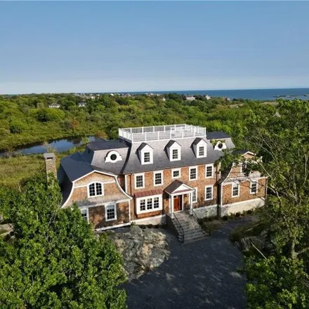 Rent this 6 bed house on 14 Brenton Road in Newport, RI 02840