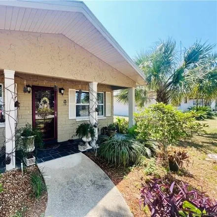 Image 3 - 1168 Southeast 3rd Street, Crystal River, Citrus County, FL 34429, USA - House for sale
