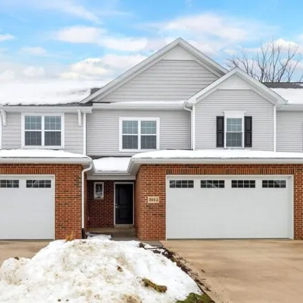 Buy this 3 bed house on Orchard Drive in Pleasant Valley Township, Bettendorf